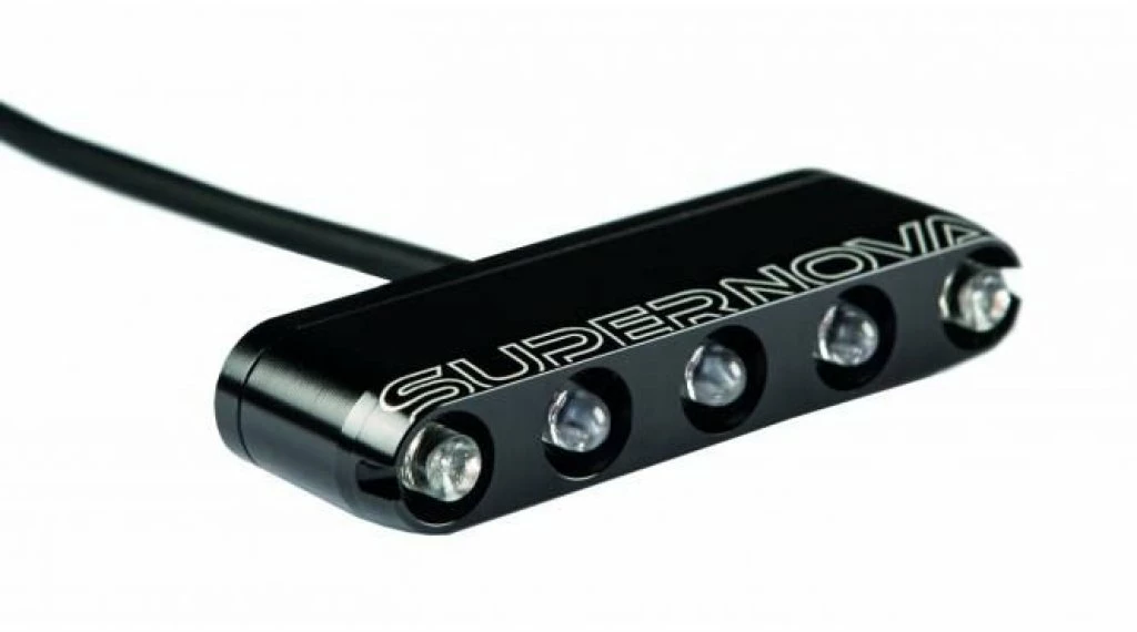 Supernova M99-E6 E-45 Feu Arrière 1 Supernova M99-E6 E-45 Feu Arrière